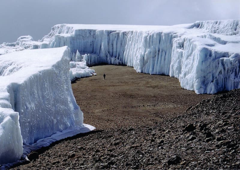 The retreating vertical walls of the Furtwangler Glacier, in hte inner crater (1)