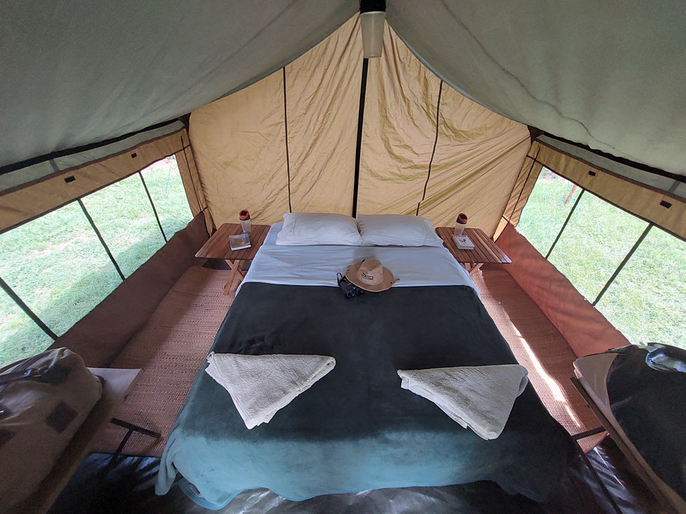 a4 Classic tent double interior