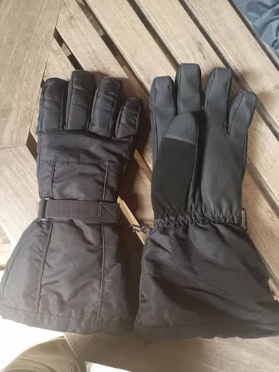 heavy gloves