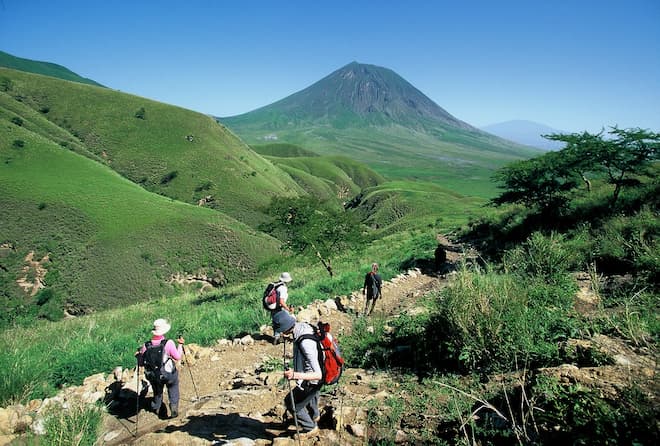 Descending the Great Rift Valley escarpment, near Oldony'o Lengai 