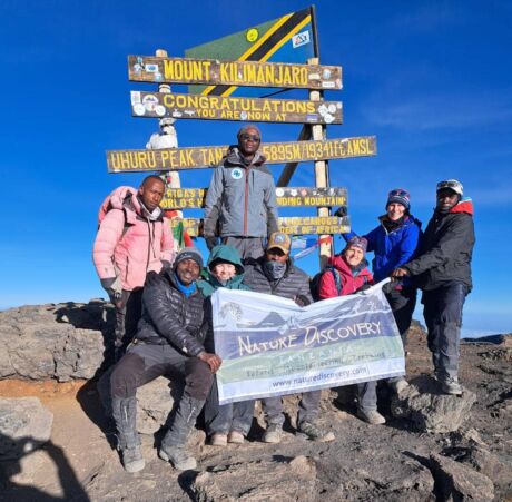 Uhuru Peak 5895m